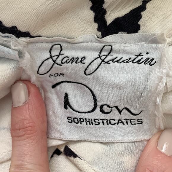 Vintage 60s/70s Union Made Jane Justin for Don Sophisticates Floral Dress - Picture 10 of 12